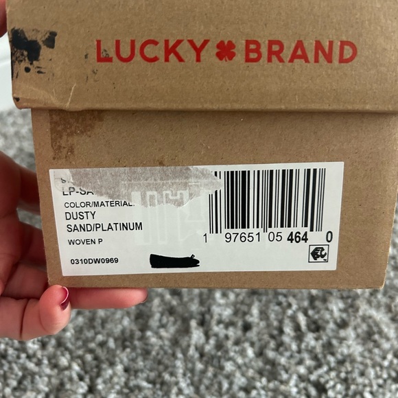 Lucky Brand Beige Woven Ballet Flats gold size 8.5 women’s - Picture 6 of 7